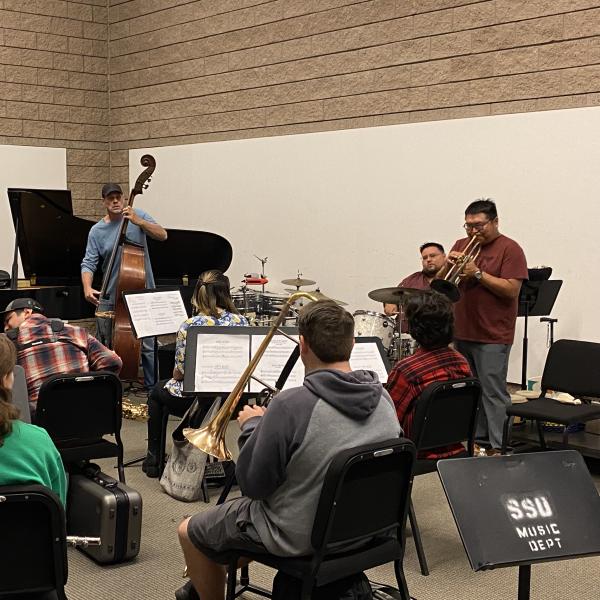 DDAT with jazz students